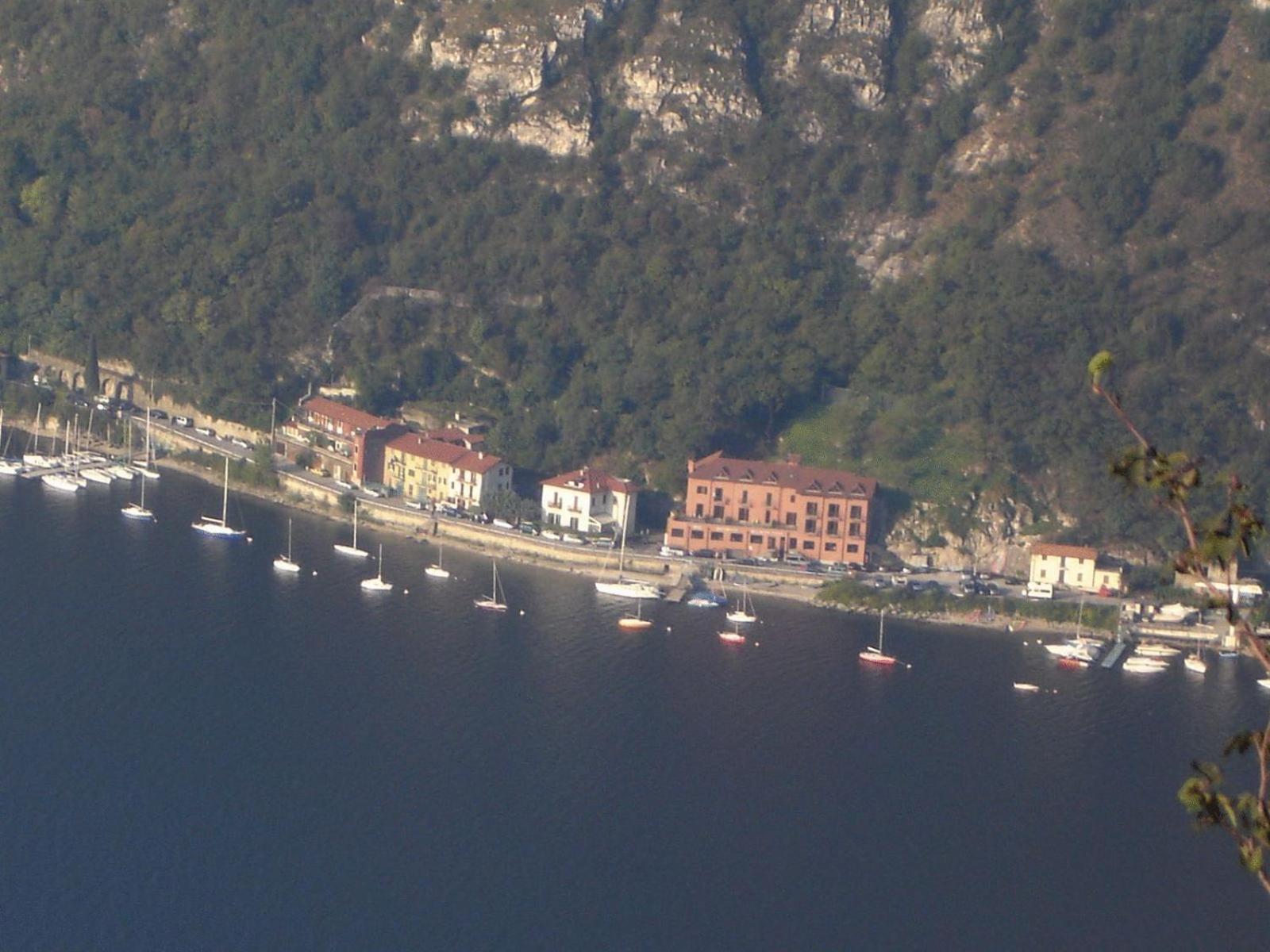 Cozy Lake Como Apartments Valmadrera Esterno foto